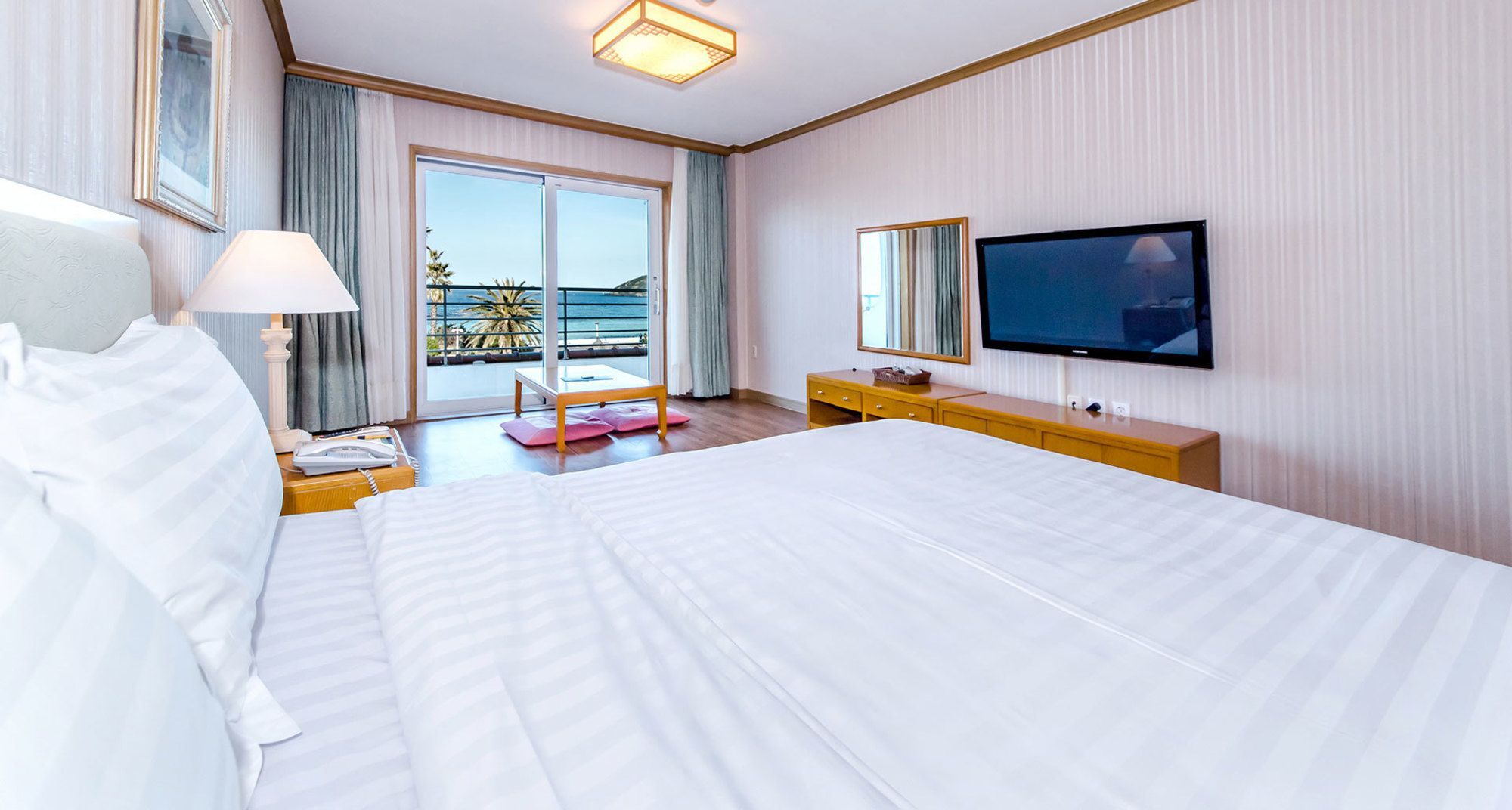 Jeju Sunshine Hotel Экстерьер фото